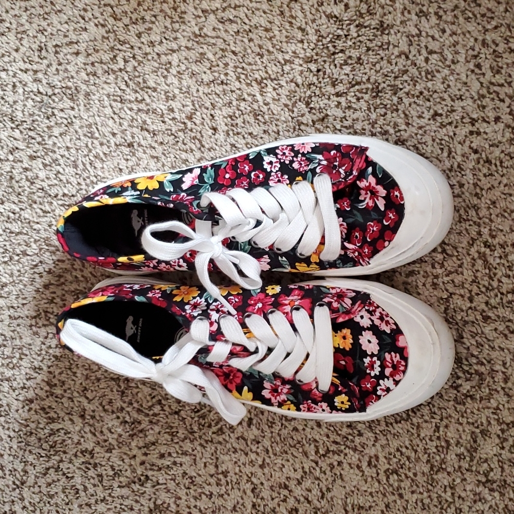 Rocket dog shoes
